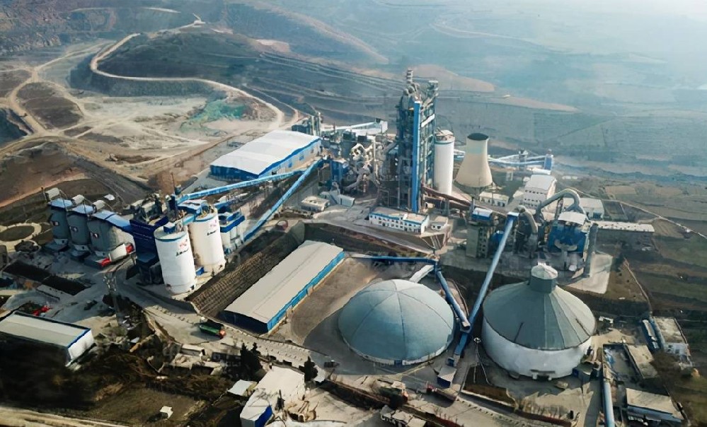 水泥行業(yè)的煙氣排放特點及使用的除塵布袋材質